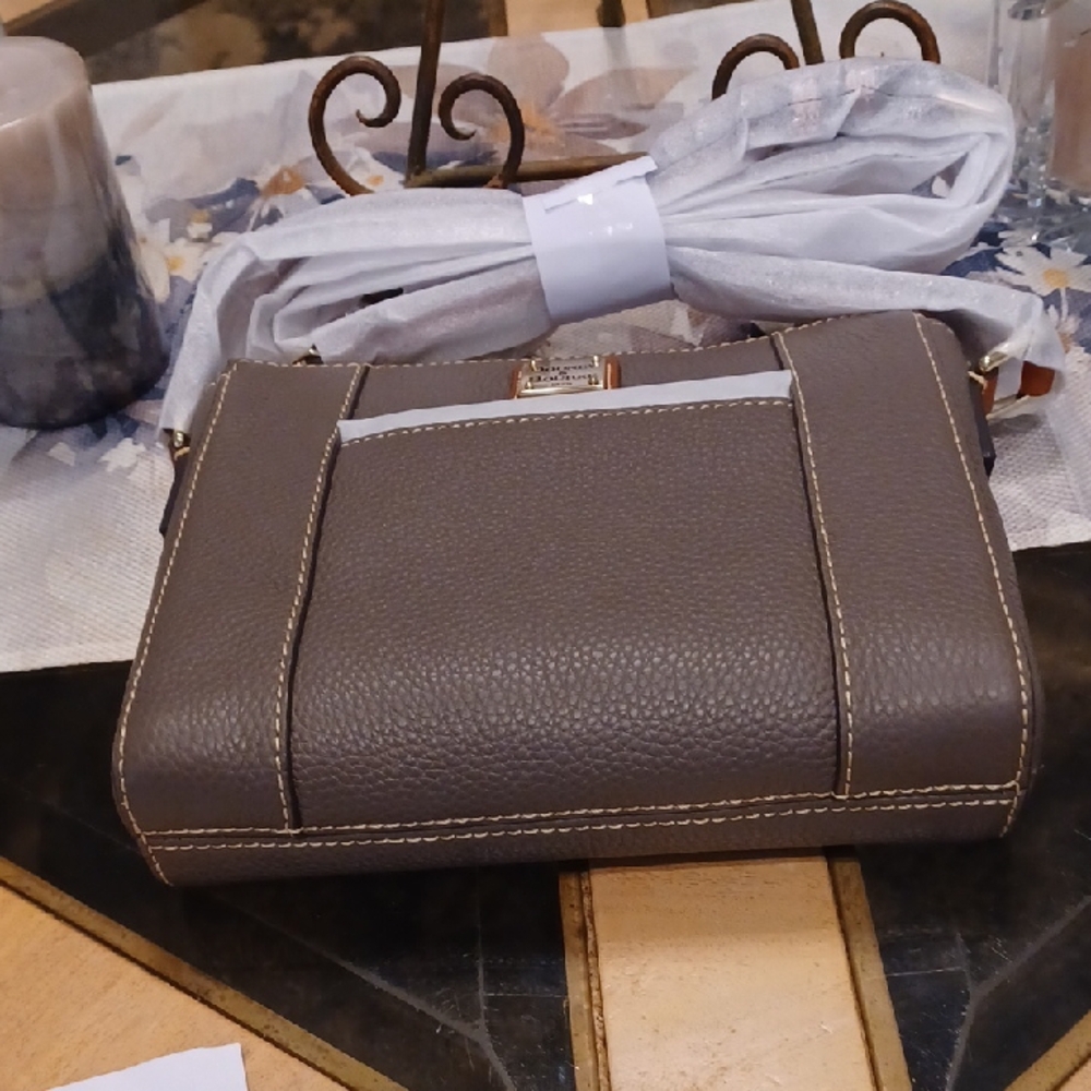 STUNNING Dooney & Bourke 'Lexington' Elephant Colored Crossbody Bag - Picture 7 of 12